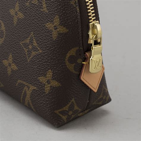 louis vuitton mini cosmetic pouch|louis vuitton cosmetic case gm.